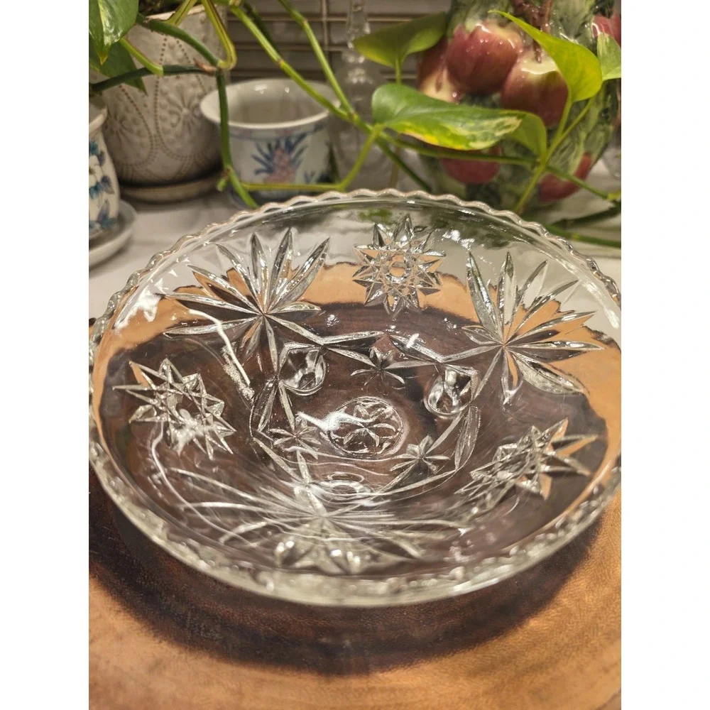 2 Anchor Hocking Star Of David 3-Toed Crystal Glass‎ Bowls 6.5